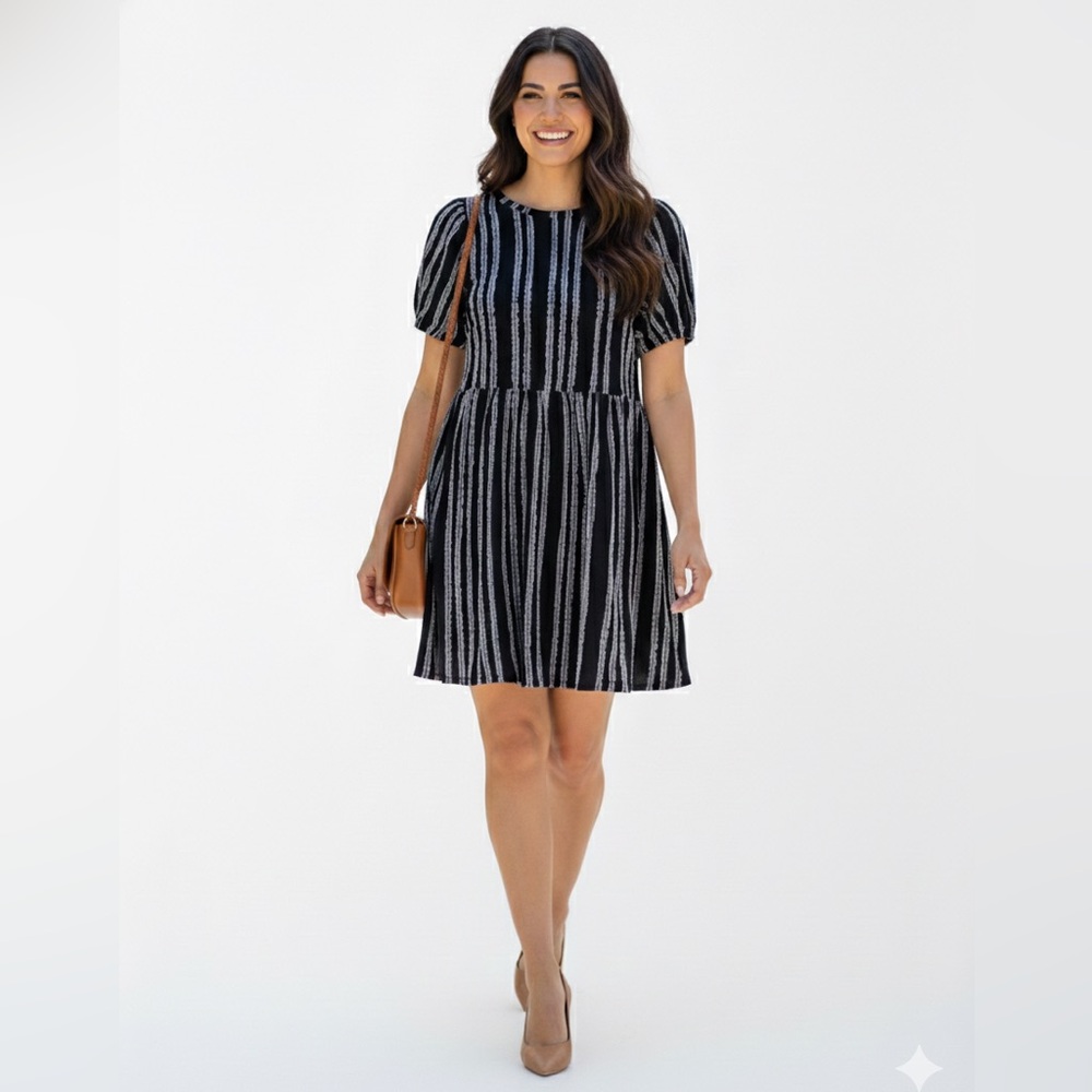 LOFT Black & White Striped Textured Puff Sleeve Doll Dress Size Small